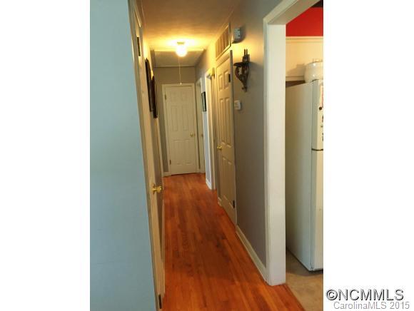 37 Pleasant Ridge Drive Asheville NC 28805