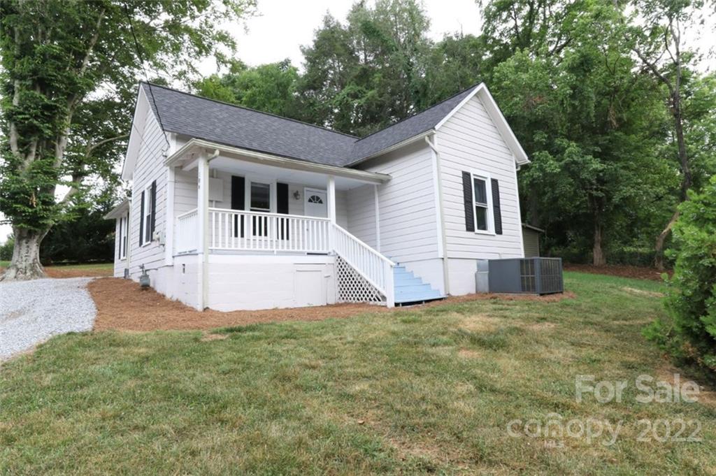 106 Crayton Street Morganton NC 28655