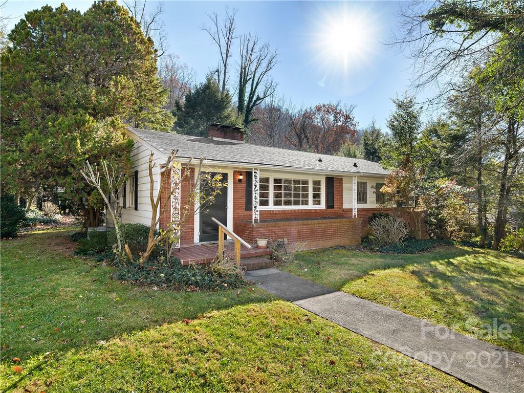 23 Woodcrest Road Asheville NC 28804