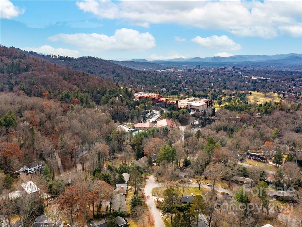 23 Woodcrest Road Asheville NC 28804