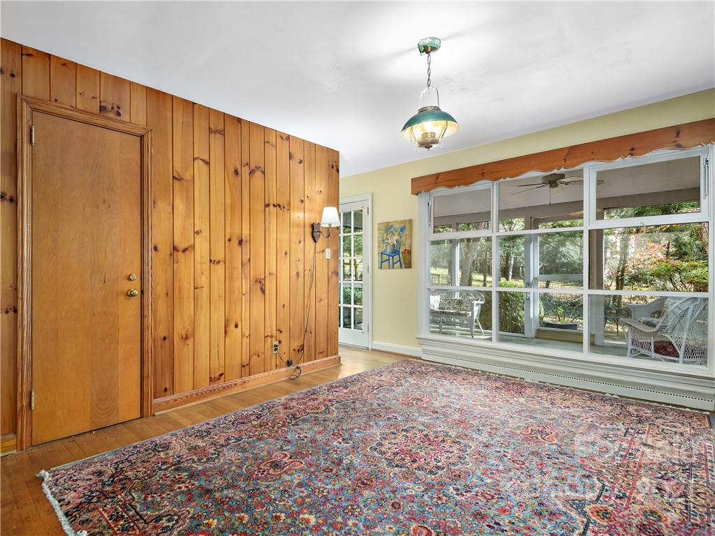 23 Woodcrest Road Asheville NC 28804