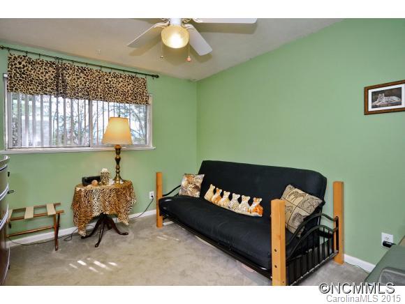 16 Mayflower Drive Asheville NC 28804