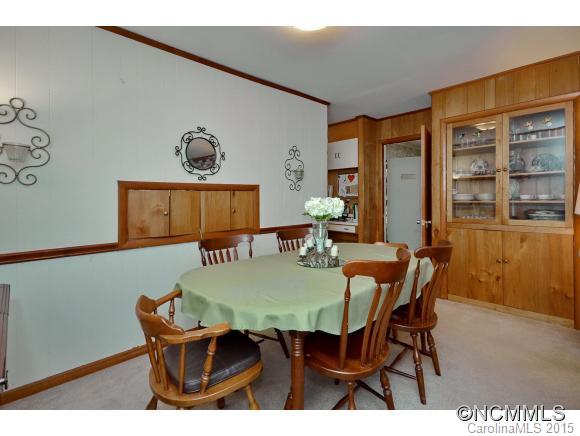 16 Mayflower Drive Asheville NC 28804