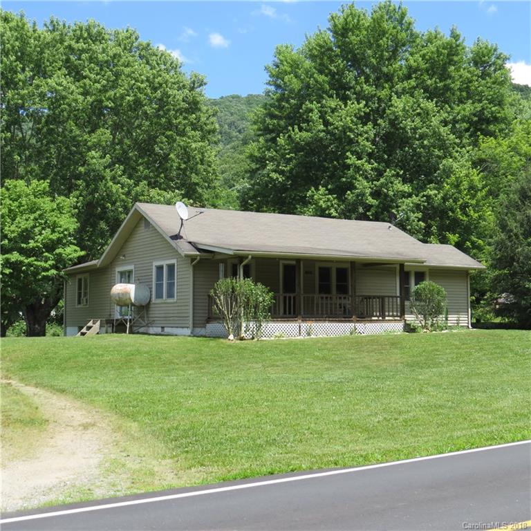 1025 Bolens Creek Road Burnsville NC 28714