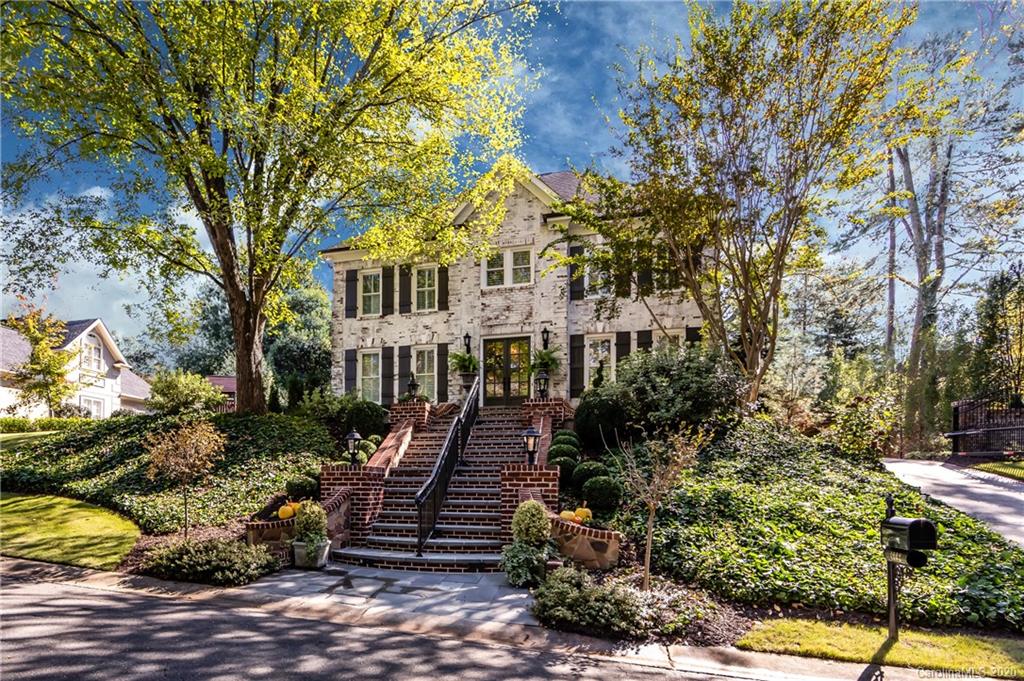 1902 Kensal Court Charlotte NC 28211