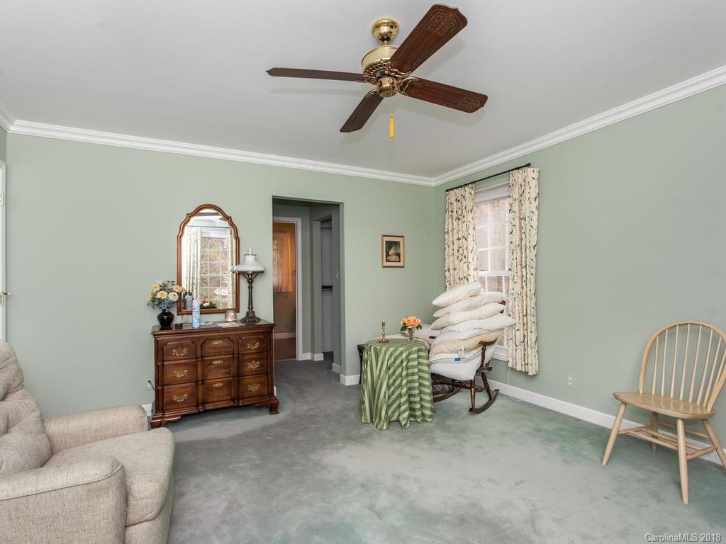128 Eastmoor Drive Asheville NC 28805