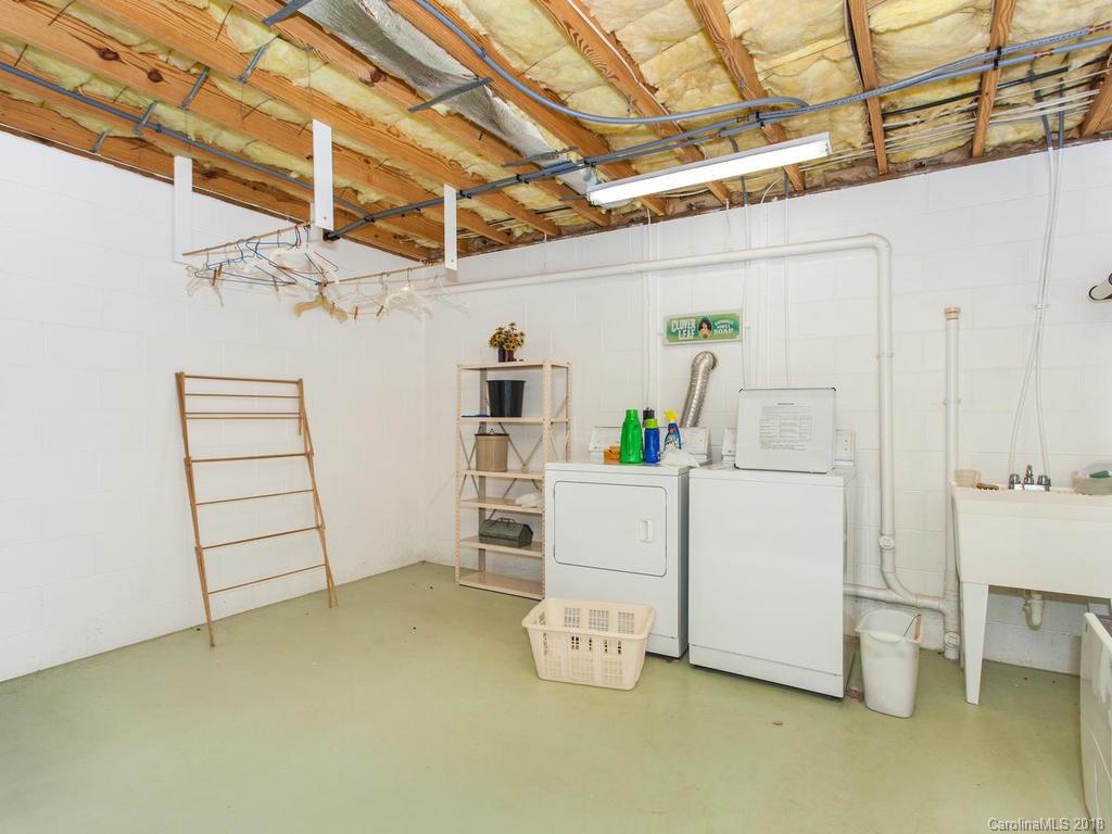 128 Eastmoor Drive Asheville NC 28805