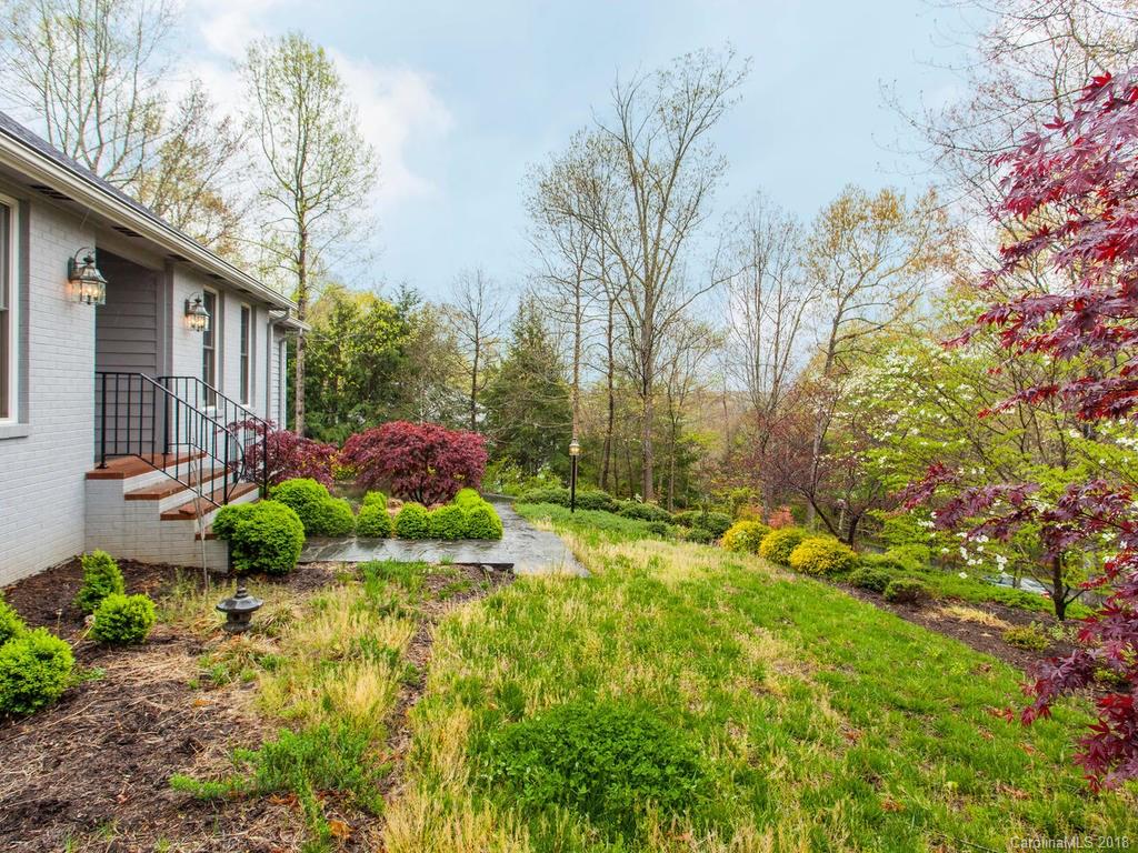 128 Eastmoor Drive Asheville NC 28805