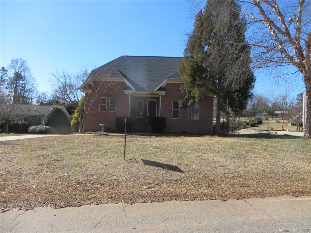 305 Commodore Loop Mooresville NC 28117