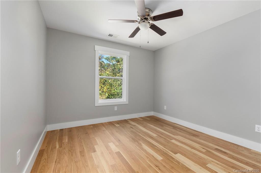 8 Ledgestone Drive Fairview NC 28730