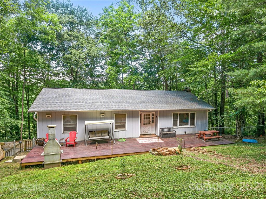 374 Scarlet Oaks Drive Etowah NC 28729