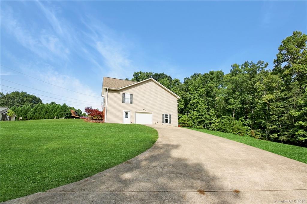 411 Timberland Drive Marion NC 28752