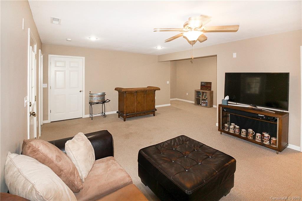 411 Timberland Drive Marion NC 28752