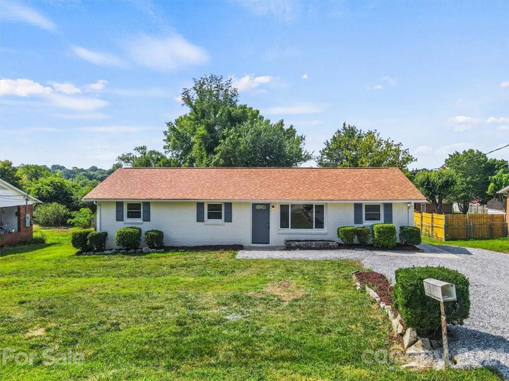 2129 4th Avenue NW Hickory NC 28601