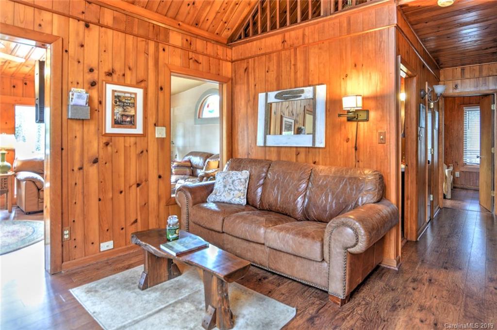 108 Buffalo Trail Asheville NC 28805