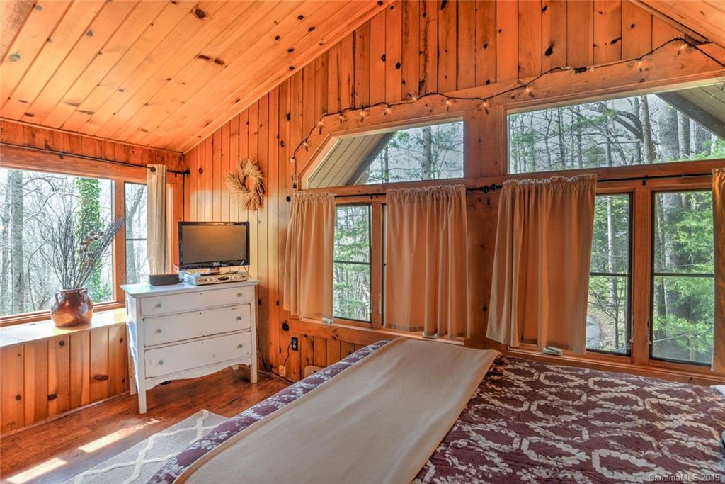 108 Buffalo Trail Asheville NC 28805