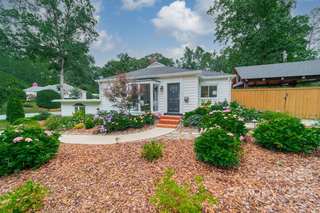 3020 Country Club Drive Charlotte NC 28205