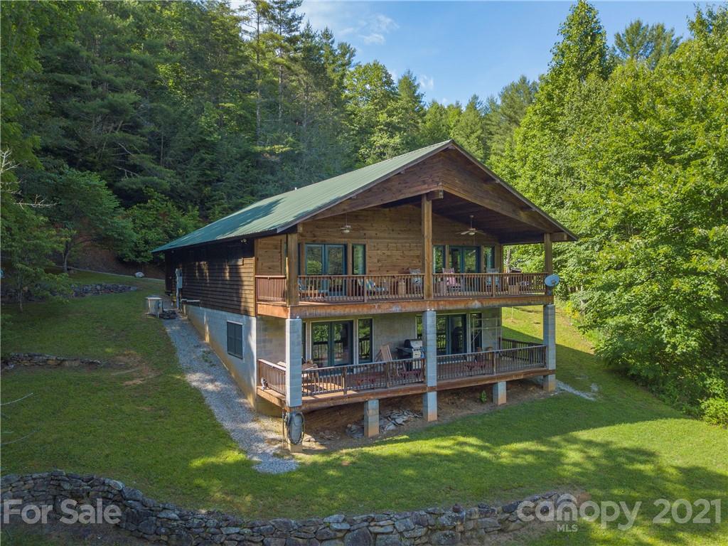 614 Dicks Trail Waynesville NC 28785