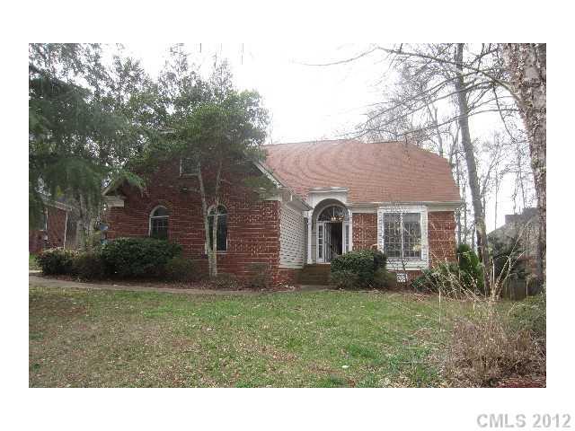 9126 Brocklehurst Lane Charlotte NC 28215