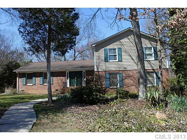 7118 Applecross Lane Charlotte NC 28215