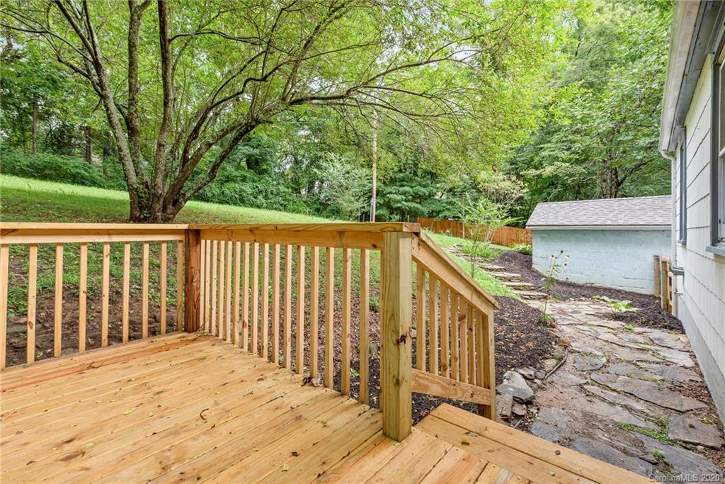 16 Mountain View Road Asheville NC 28805
