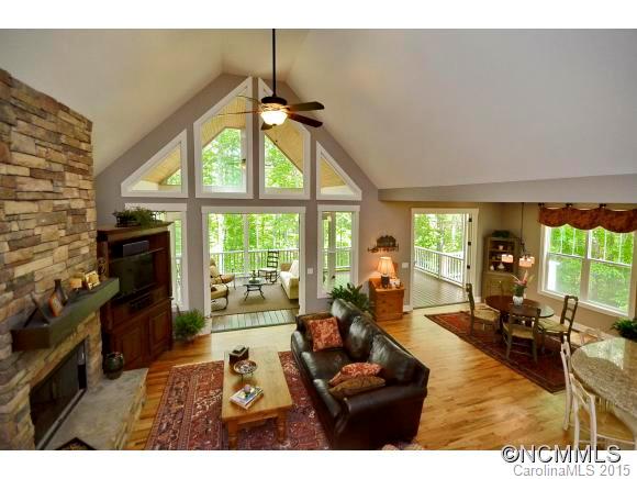 94 Sonnet Lane Asheville NC 28804