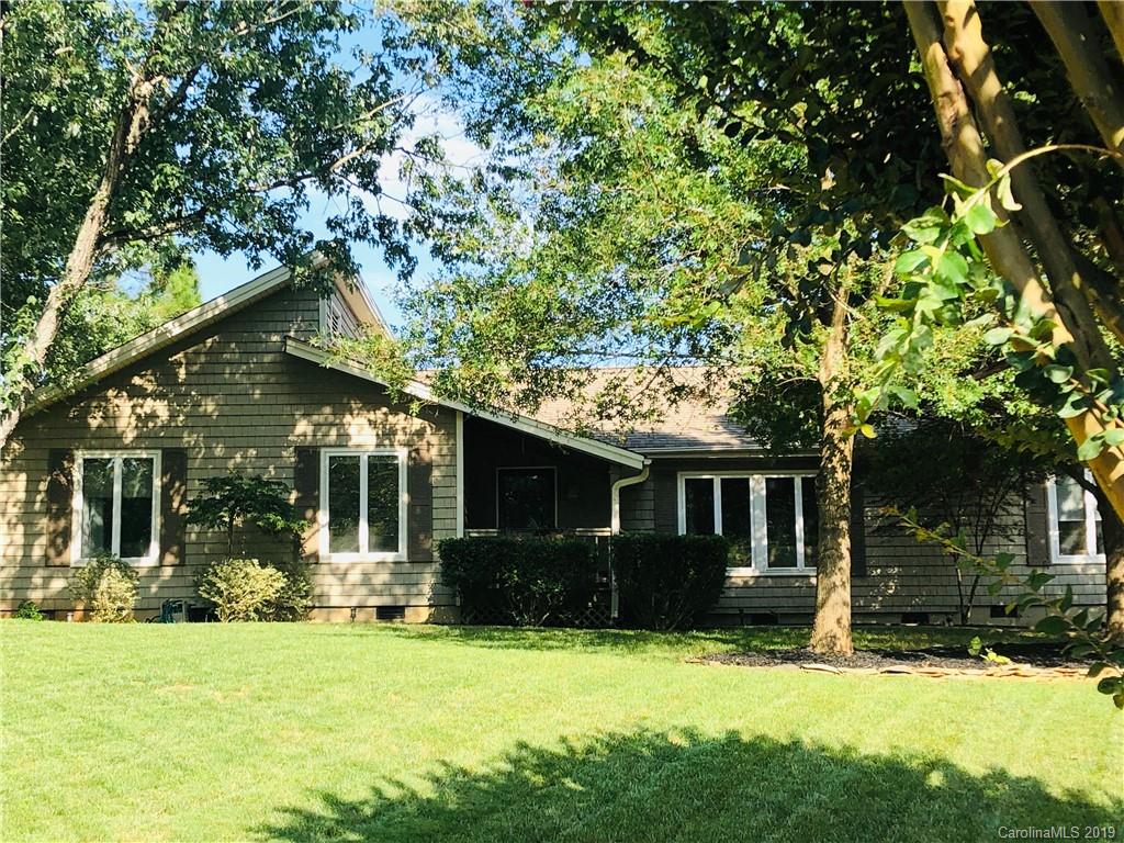 8217 Strawberry Lane Charlotte NC 28277