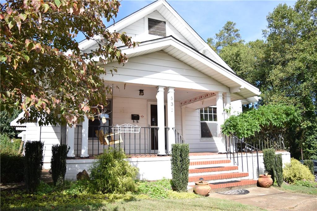 532 6th Avenue Sw Hickory NC 28602