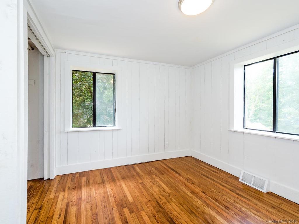56 Deaver Park Circle Asheville NC 28806