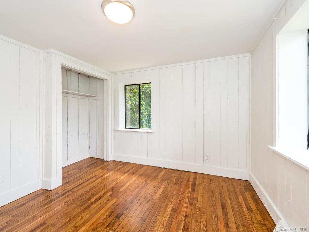 56 Deaver Park Circle Asheville NC 28806