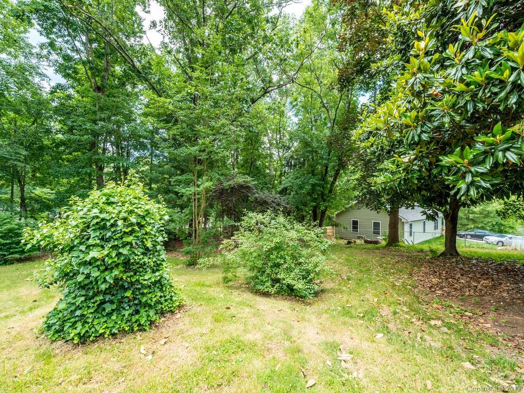 56 Deaver Park Circle Asheville NC 28806