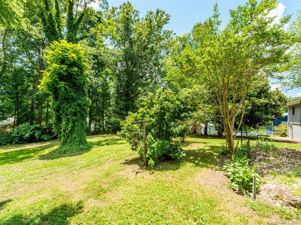 56 Deaver Park Circle Asheville NC 28806