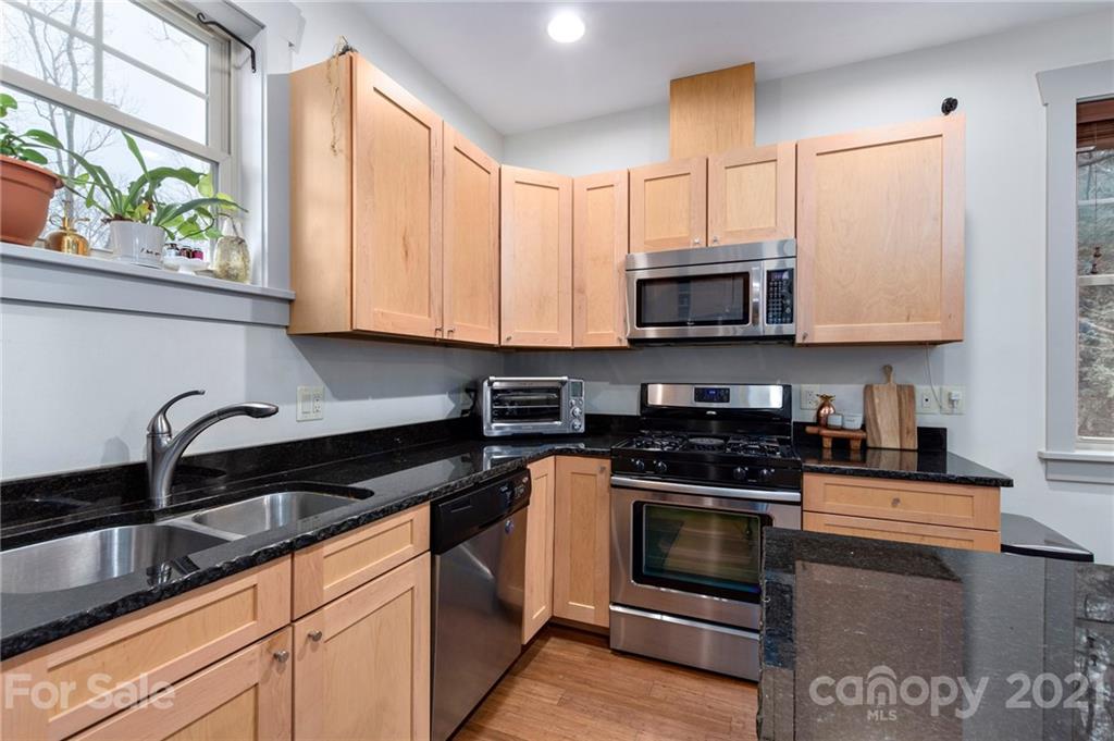 63 Morningside Drive Asheville NC 28806