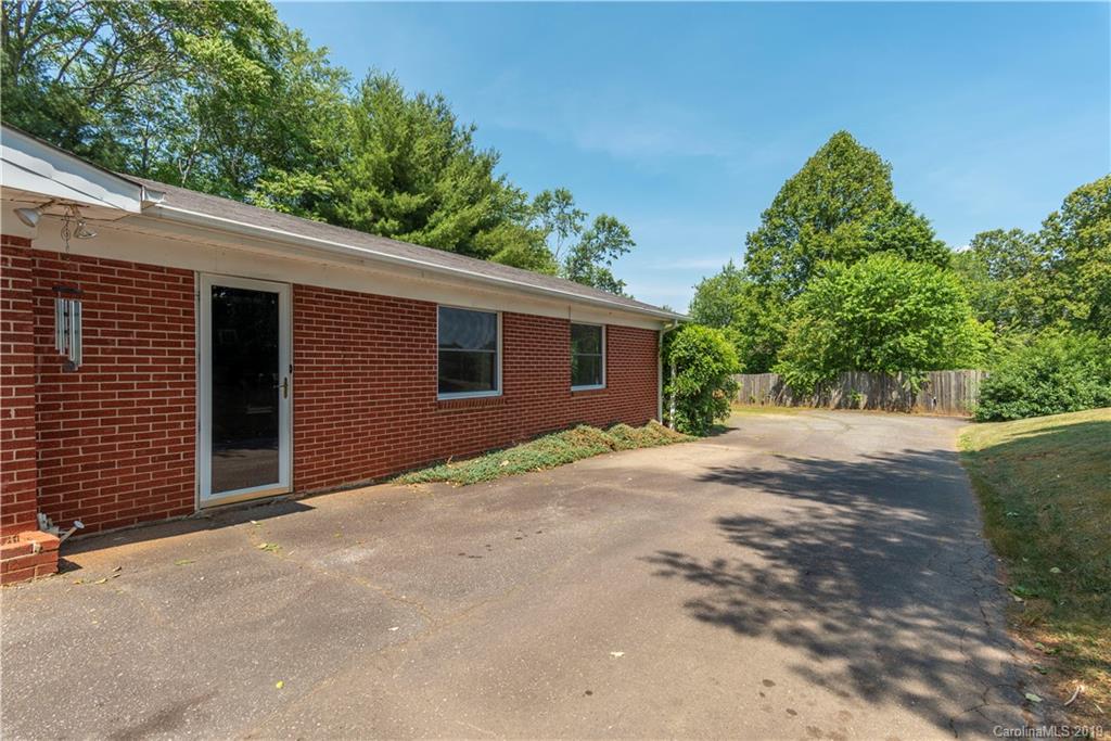 157 Mount Carmel Road Asheville NC 28806