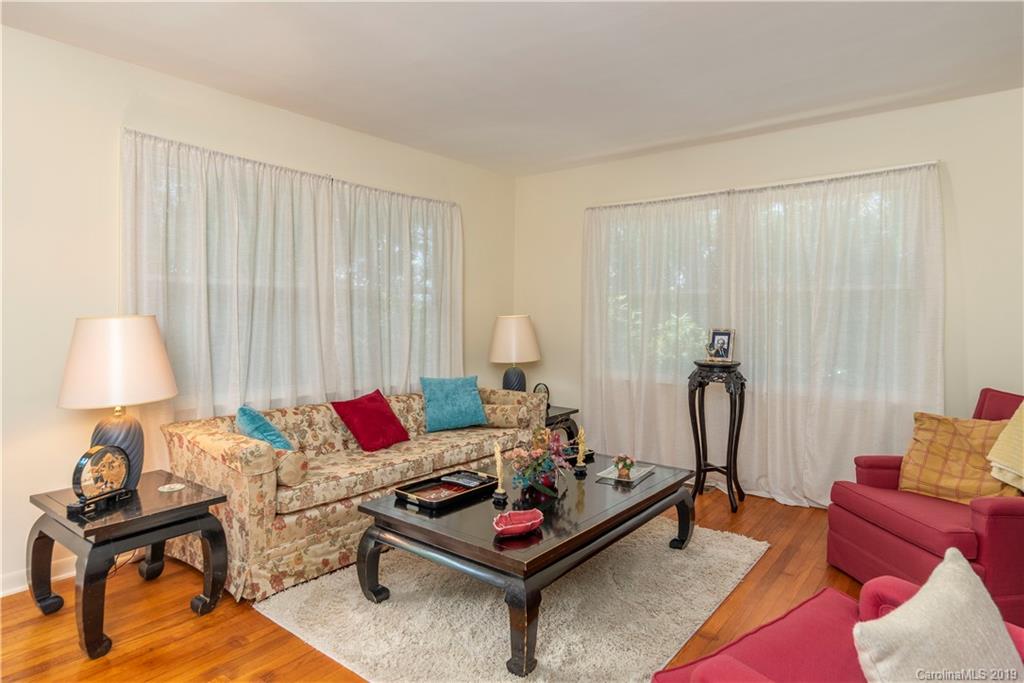 157 Mount Carmel Road Asheville NC 28806