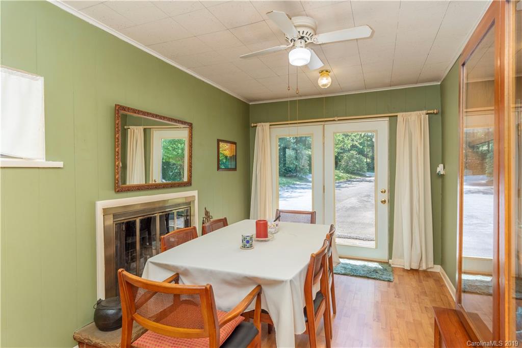 157 Mount Carmel Road Asheville NC 28806