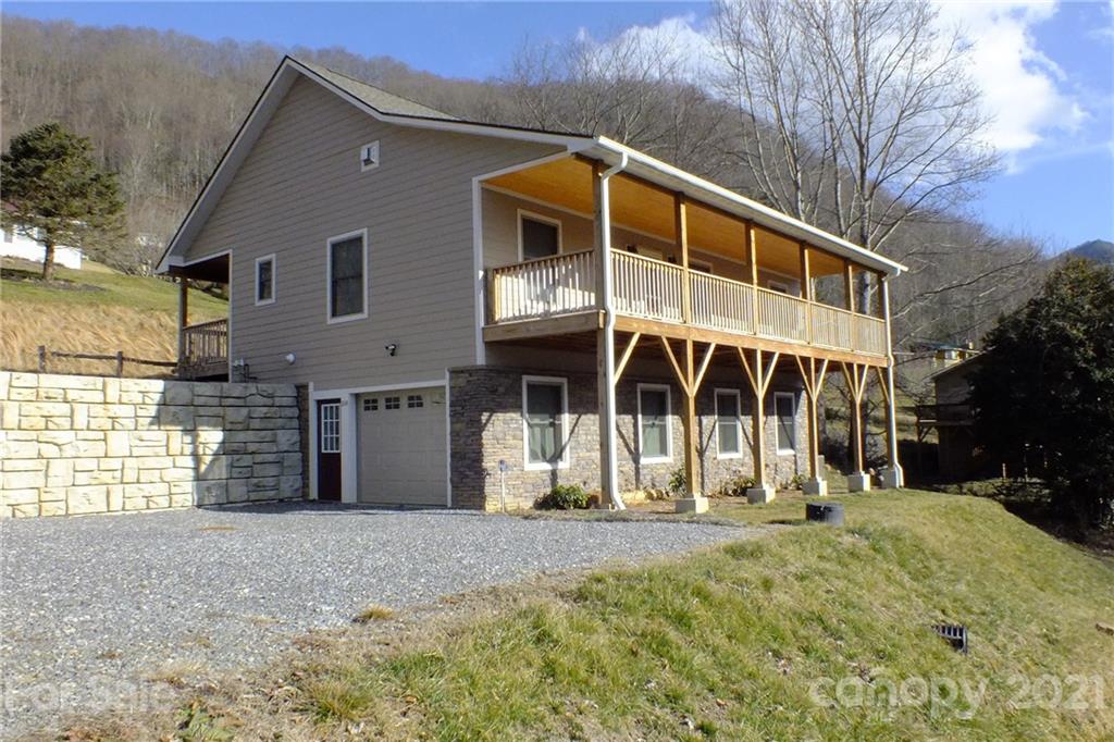 50 Hollow Drive Maggie Valley NC 28751