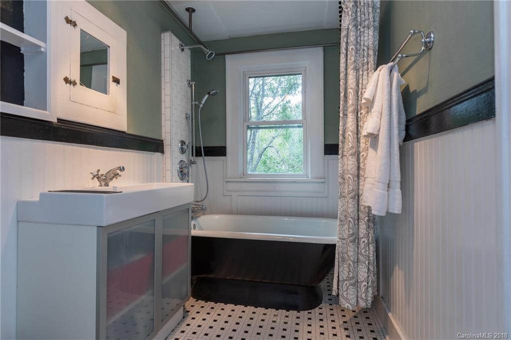 57 Linden Avenue Asheville NC 28801
