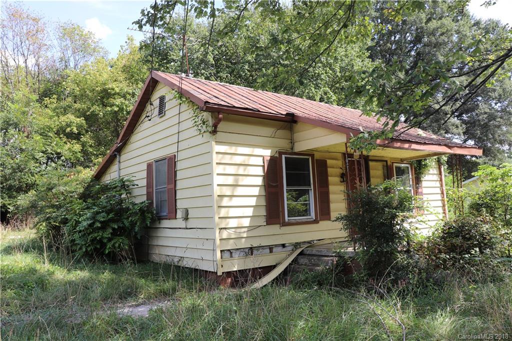 1021 Wall Street Statesville NC 28677