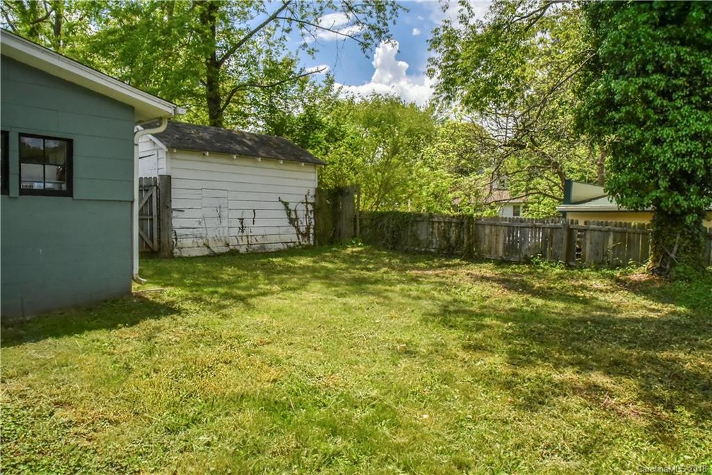 32 Dunwell Avenue Asheville NC 28806