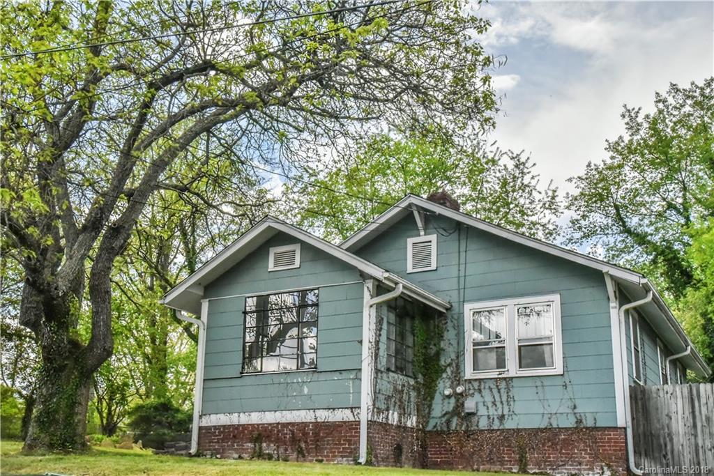 32 Dunwell Avenue Asheville NC 28806