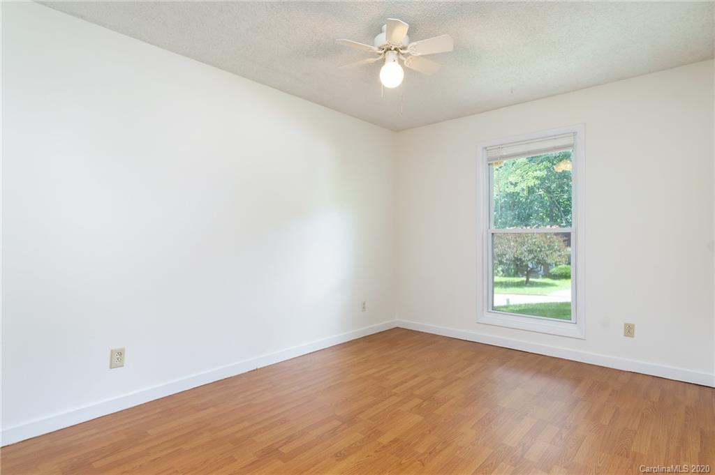 110 Wicklow Drive Asheville NC 28806