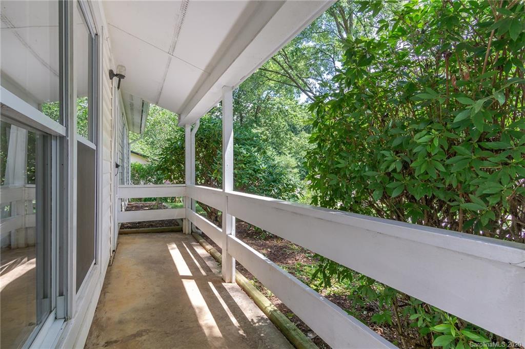 110 Wicklow Drive Asheville NC 28806