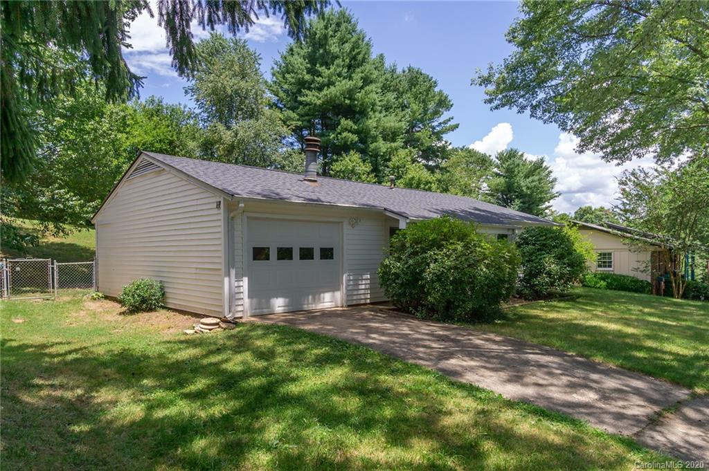 110 Wicklow Drive Asheville NC 28806