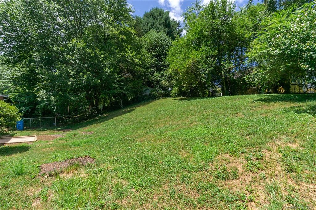 110 Wicklow Drive Asheville NC 28806