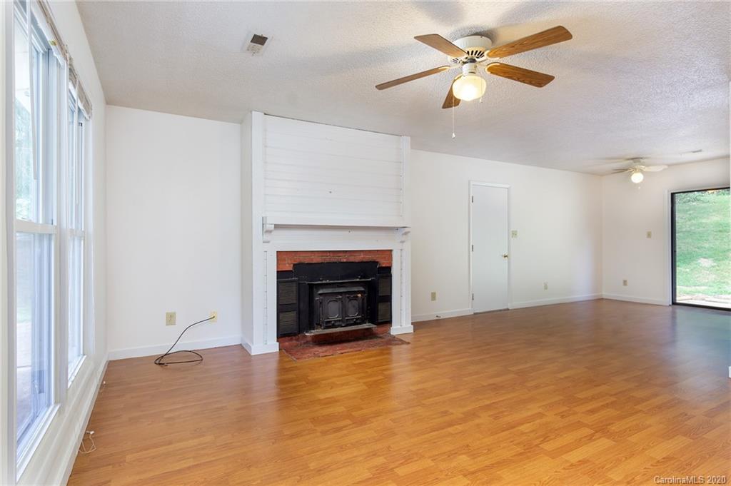 110 Wicklow Drive Asheville NC 28806