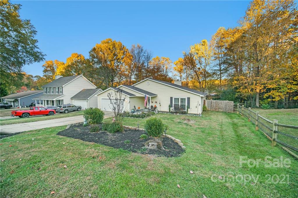 9357 Aylesbury Lane Mint Hill NC 28227