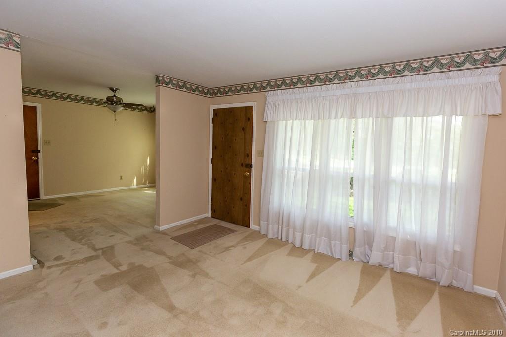 2 Sunset Lane Swannanoa NC 28778