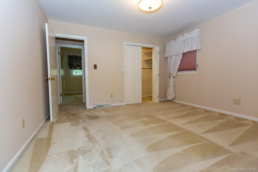2 Sunset Lane Swannanoa NC 28778