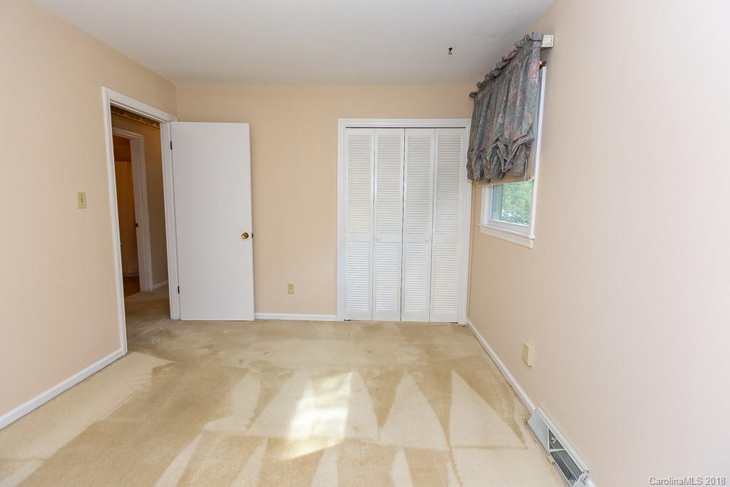 2 Sunset Lane Swannanoa NC 28778